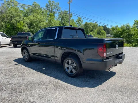 More photos of 2023 Honda Ridgeline RTL at Cambridge Truck, OH
