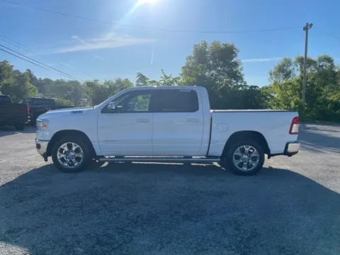 More photos of 2022 Ram 1500 Big Horn/Lone Star at Cambridge Truck, OH