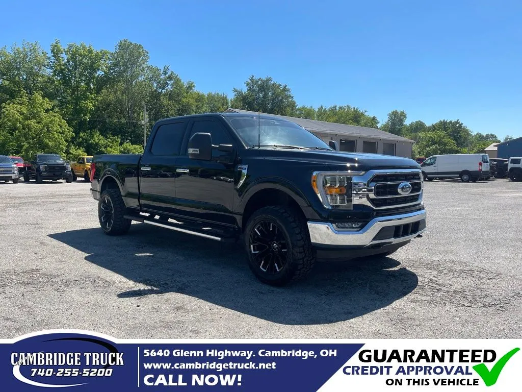 Black 2023 Ford F-150 XLT for sale in Cambridge, OH