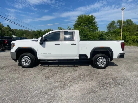 More photos of 2022 GMC Sierra 2500HD Pro at Cambridge Truck, OH