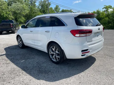 More photos of 2018 Kia Sorento SX at Cambridge Truck, OH