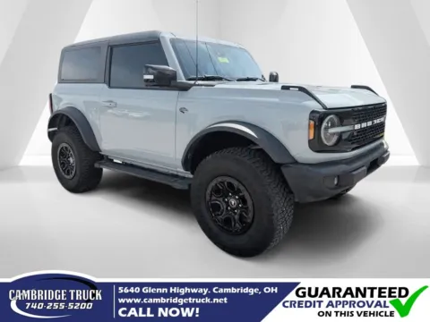 Gray 2021 Ford Bronco Wildtrak for sale in Cambridge, OH