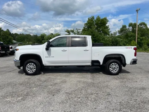 More photos of 2023 Chevrolet Silverado 2500HD LT at Cambridge Truck, OH