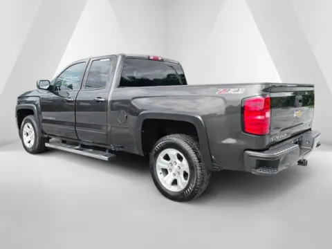 More photos of 2016 Chevrolet Silverado 1500 LT at Cambridge Truck, OH