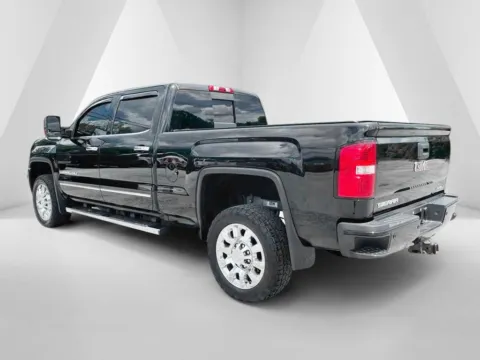 More photos of 2017 GMC Sierra 2500HD Denali at Cambridge Truck, OH