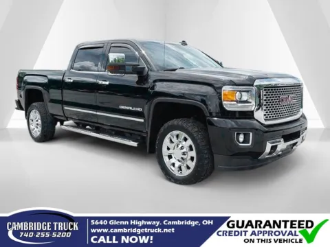 Black 2017 GMC Sierra 2500HD Denali for sale in Cambridge, OH