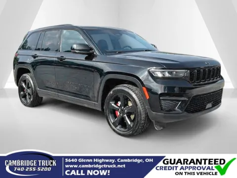 Black 2023 Jeep Grand Cherokee Altitude X for sale in Cambridge, OH