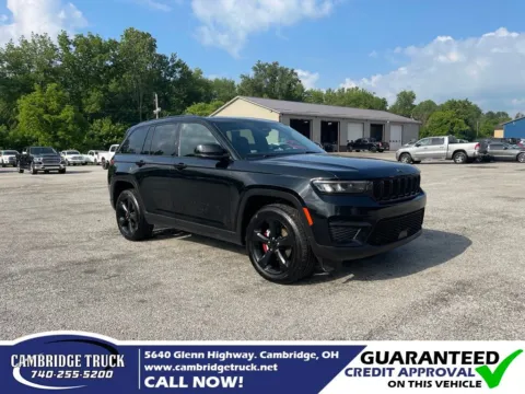 Black 2023 Jeep Grand Cherokee Altitude X for sale in Cambridge, OH