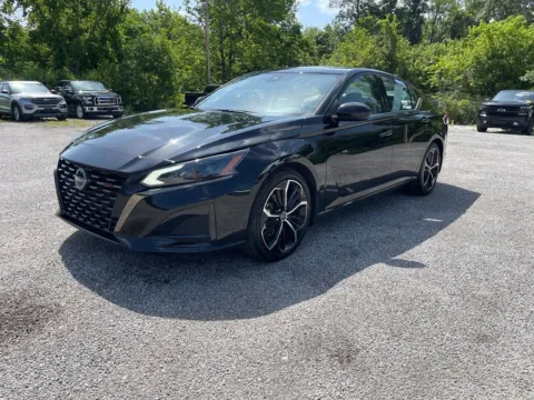 Another view of 2024 Nissan Altima 2.5 SR for sale in Cambridge, OH at Cambridge Truck