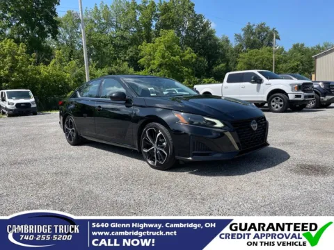 Black 2024 Nissan Altima 2.5 SR for sale in Cambridge, OH