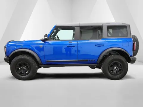 More photos of 2021 Ford Bronco First Edition at Cambridge Truck, OH