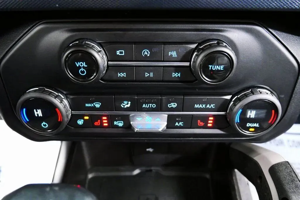 2021 Ford Bronco 4-Door First Edition - Photo 30