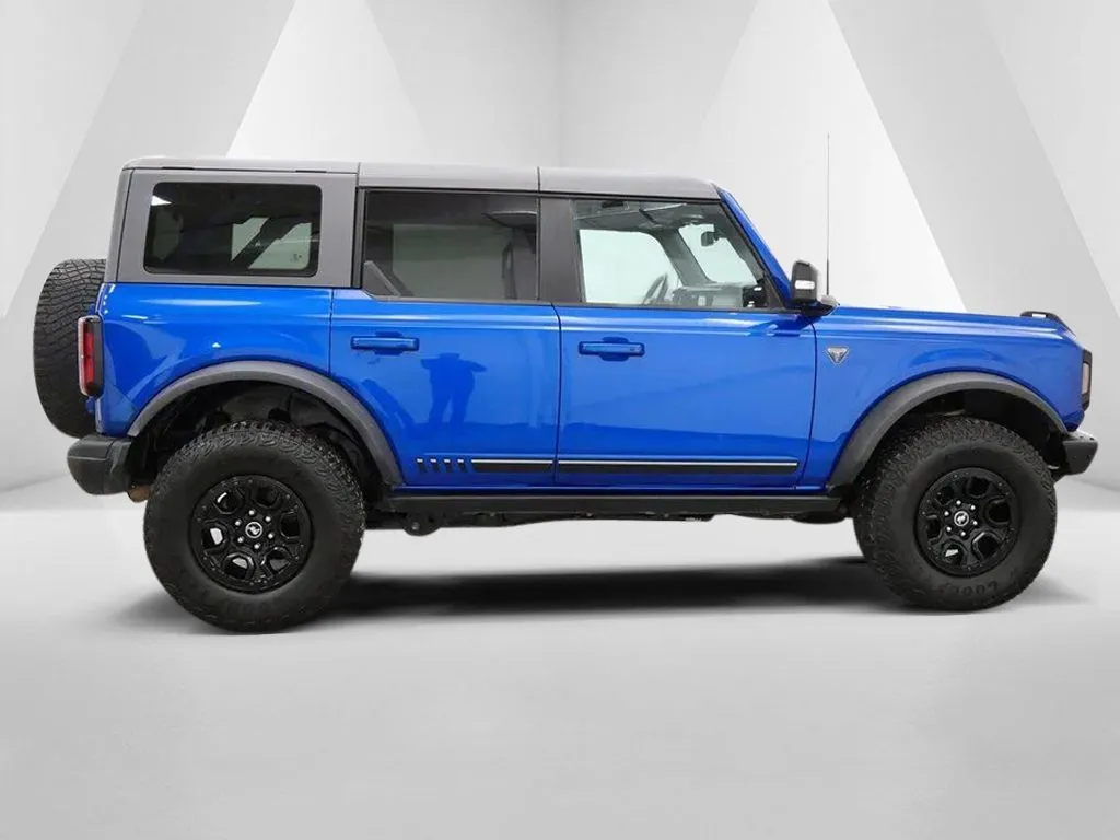 2021 Ford Bronco 4-Door First Edition - Photo 8