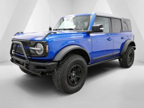 More photos of 2021 Ford Bronco First Edition at Cambridge Truck, OH