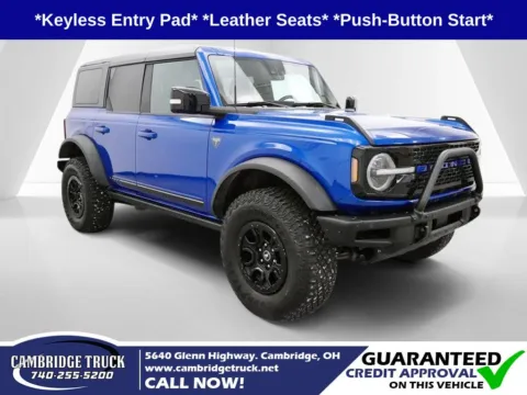 Blue 2021 Ford Bronco First Edition for sale in Cambridge, OH