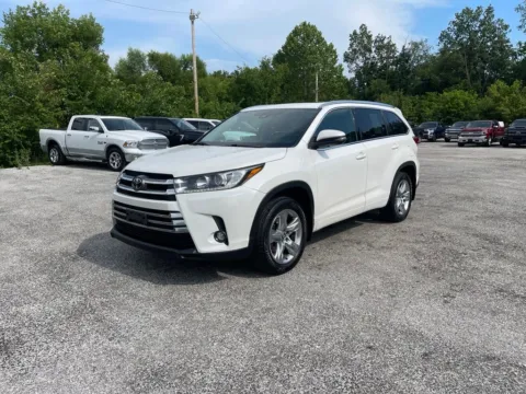 Another view of 2019 Toyota Highlander Limited for sale in Cambridge, OH at Cambridge Truck