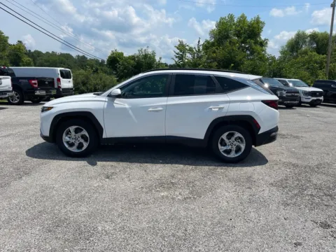 More photos of 2024 Hyundai Tucson SEL at Cambridge Truck, OH