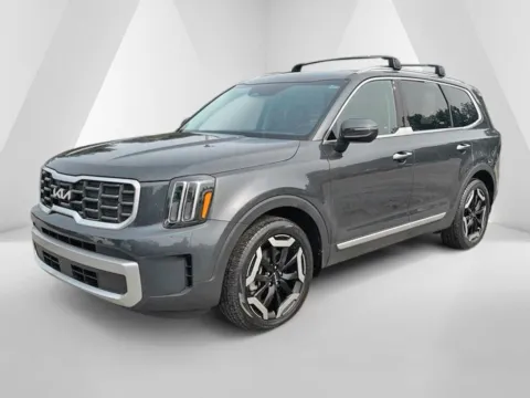 Another view of 2023 Kia Telluride S for sale in Cambridge, OH at Cambridge Truck