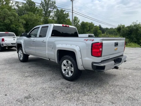 More photos of 2017 Chevrolet Silverado 1500 LT at Cambridge Truck, OH