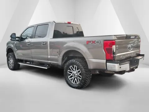 More photos of 2019 Ford F-250SD Lariat at Cambridge Truck, OH