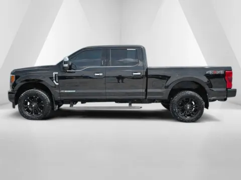 More photos of 2019 Ford F-250SD Platinum at Cambridge Truck, OH