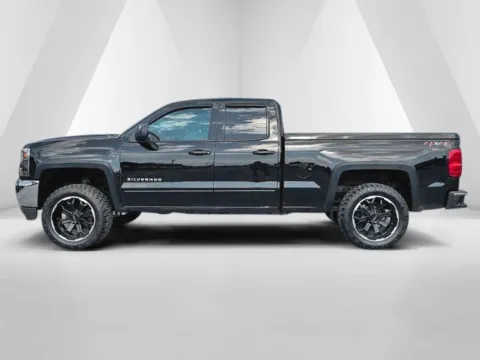 More photos of 2018 Chevrolet Silverado 1500 LT at Cambridge Truck, OH