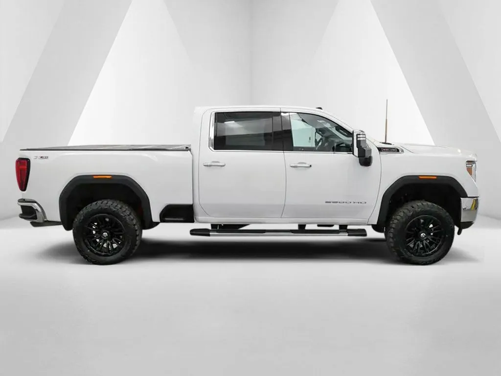2021 GMC Sierra 2500HD SLT - Photo 8