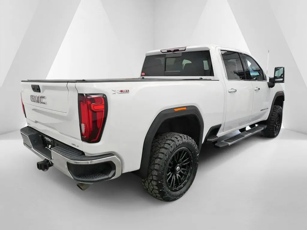 2021 GMC Sierra 2500HD SLT - Photo 8