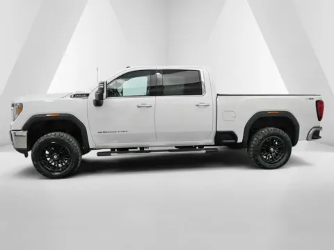 More photos of 2021 GMC Sierra 2500HD SLT at Cambridge Truck, OH