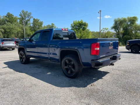 More photos of 2018 GMC Sierra 1500 SLE at Cambridge Truck, OH