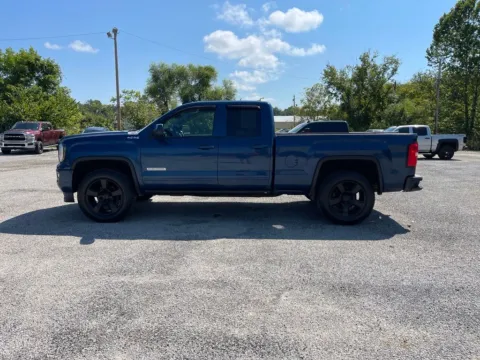 Another view of 2018 GMC Sierra 1500 SLE for sale in Cambridge, OH at Cambridge Truck
