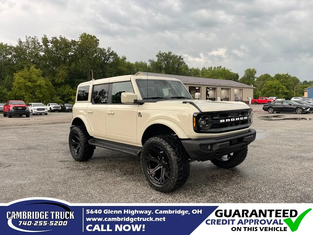 Brown 2025 Ford Bronco Outer Banks for sale in Cambridge, OH