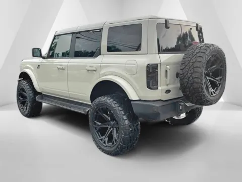 More photos of 2025 Ford Bronco Outer Banks at Cambridge Truck, OH