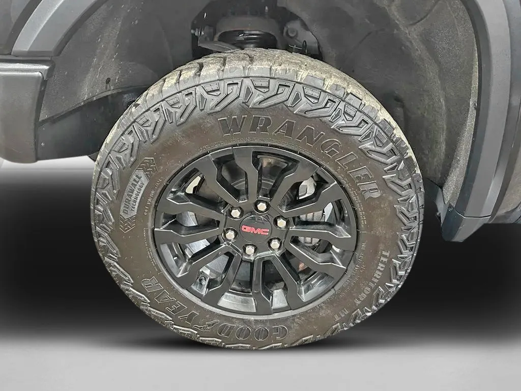 2023 GMC Sierra 1500 AT4X - Photo 26