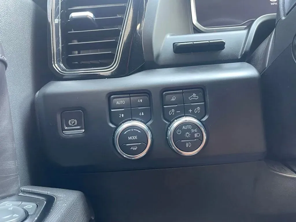 2023 GMC Sierra 1500 AT4X - Photo 32
