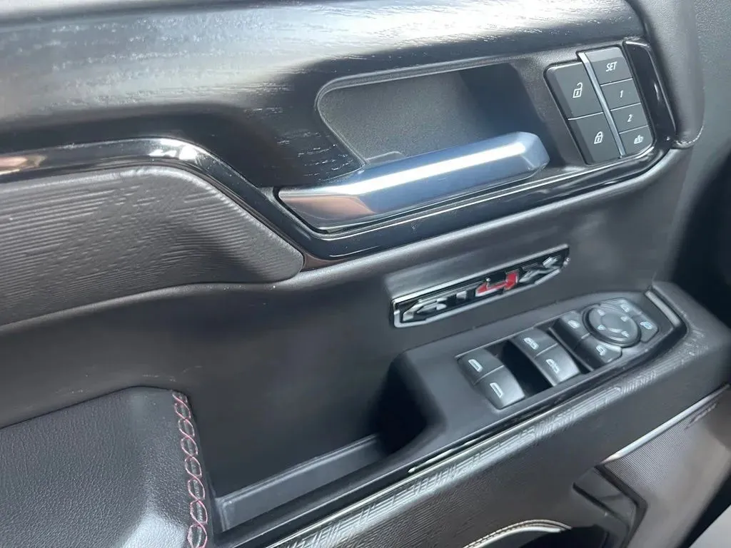 2023 GMC Sierra 1500 AT4X - Photo 34