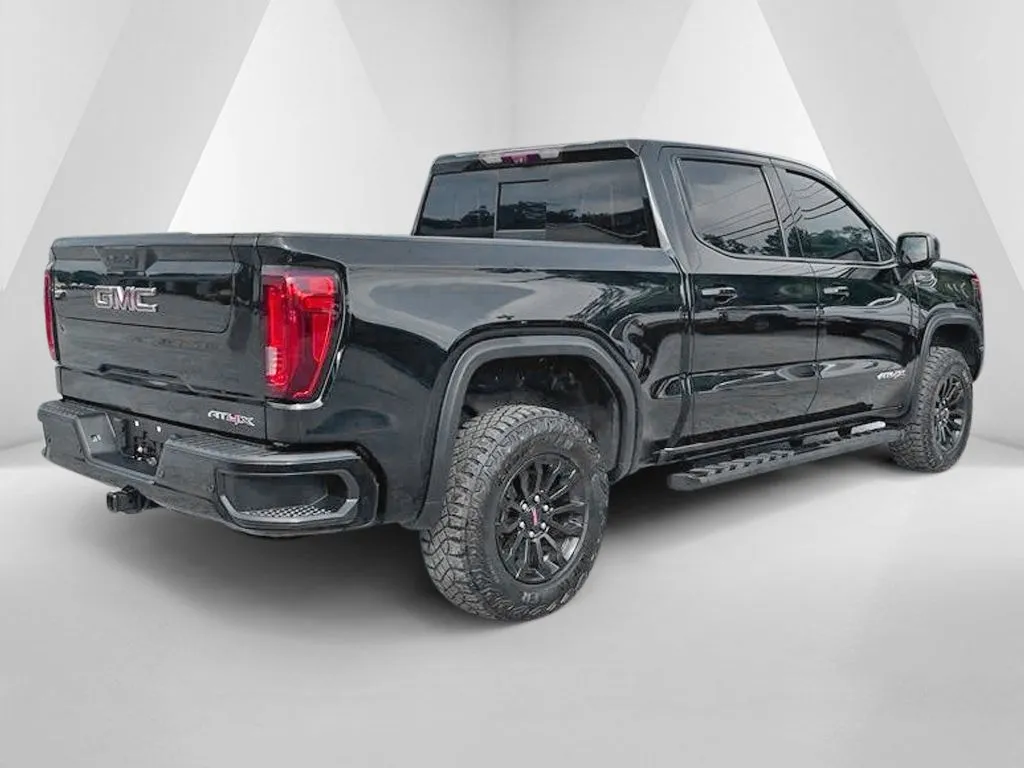 2023 GMC Sierra 1500 AT4X - Photo 8