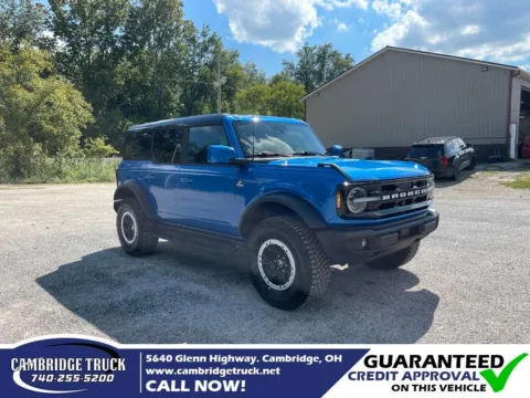 Blue 2024 Ford Bronco Outer Banks for sale in Cambridge, OH