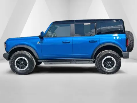 More photos of 2024 Ford Bronco Outer Banks at Cambridge Truck, OH