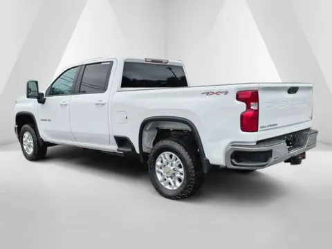 More photos of 2022 Chevrolet Silverado 2500 HD LT at Cambridge Truck, OH