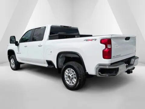 More photos of 2023 Chevrolet Silverado 2500 HD LT at Cambridge Truck, OH