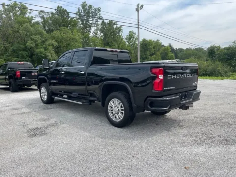 More photos of 2020 Chevrolet Silverado 2500 HD High Country at Cambridge Truck, OH