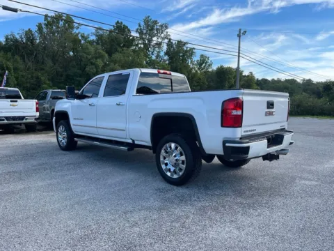 More photos of 2018 GMC Sierra 2500 HD Denali at Cambridge Truck, OH