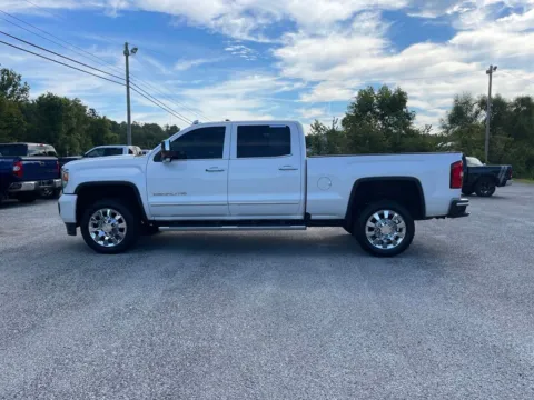 More photos of 2018 GMC Sierra 2500 HD Denali at Cambridge Truck, OH