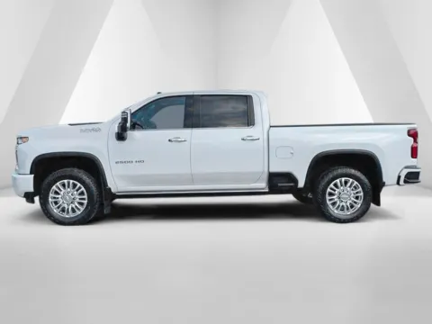 More photos of 2023 Chevrolet Silverado 2500 HD High Country at Cambridge Truck, OH