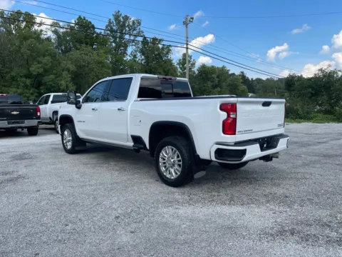 More photos of 2023 Chevrolet Silverado 2500 HD High Country at Cambridge Truck, OH
