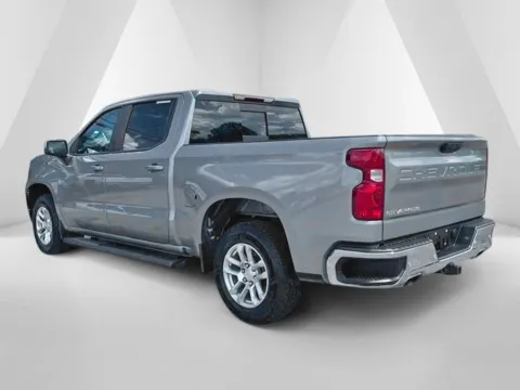 More photos of 2023 Chevrolet Silverado 1500 LT at Cambridge Truck, OH