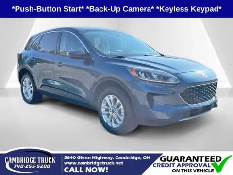 Blue 2020 Ford Escape SE for sale in Cambridge, OH
