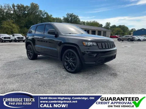 Black 2020 Jeep Grand Cherokee Altitude for sale in Cambridge, OH