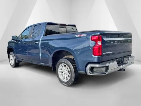 More photos of 2020 Chevrolet Silverado 1500 LT at Cambridge Truck, OH